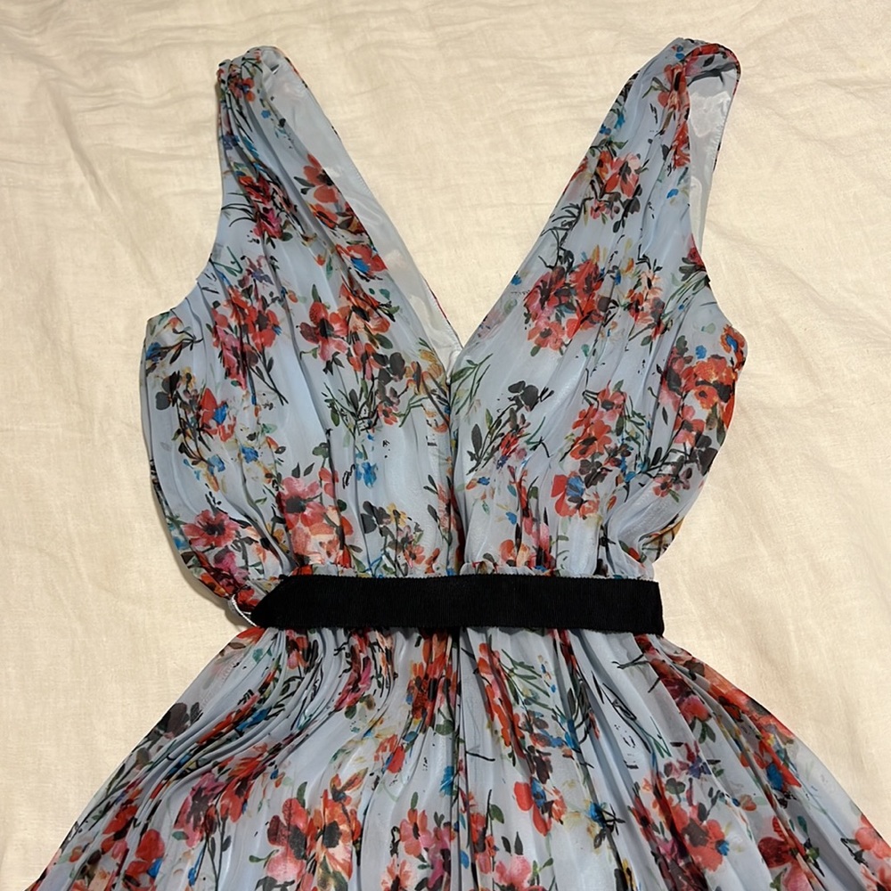 Likely blue floral pleated midi dress - Picture 5 of 6